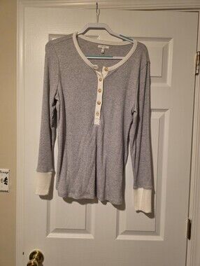 Grey Ribbed Henley Top with Cream Trim